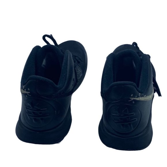 Nike Men 8.5 Black Hashtag Kyrie Flytrap 3‎ Basketball Shoes Sneakers main image 7